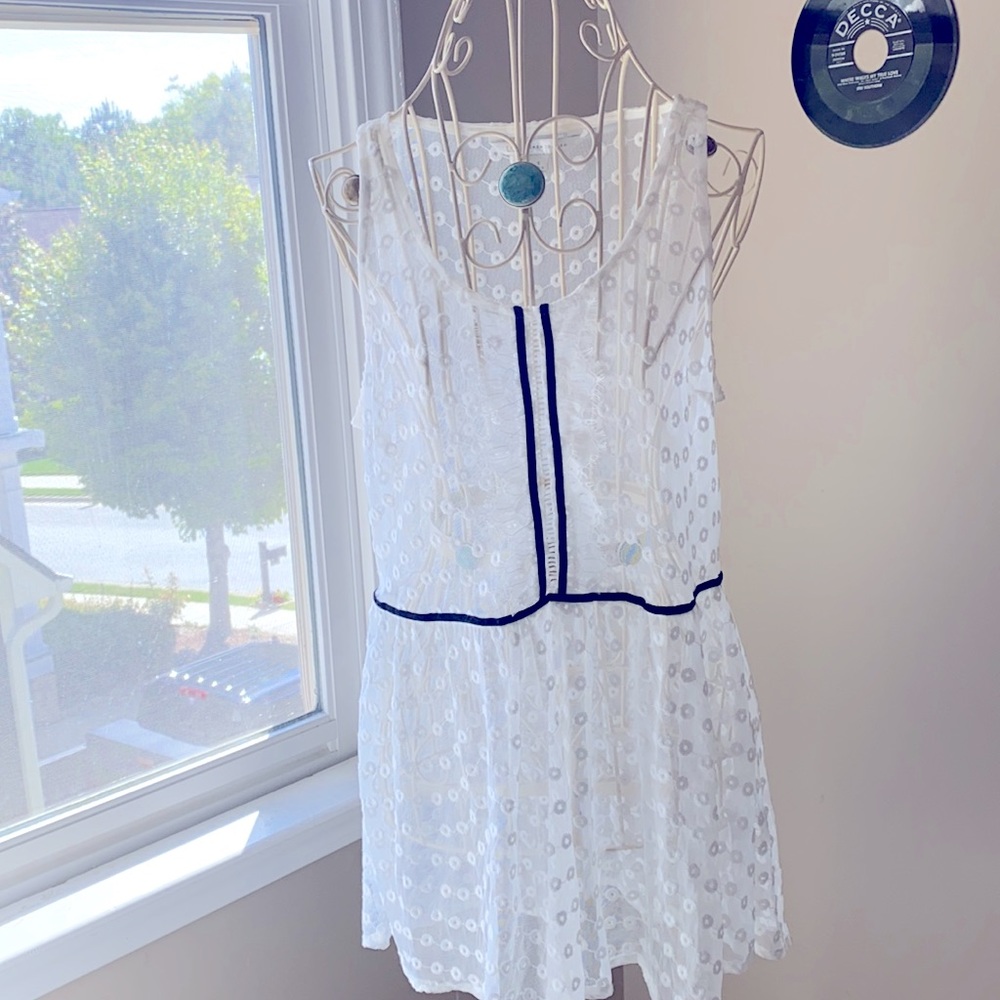 Lauren Conrad top